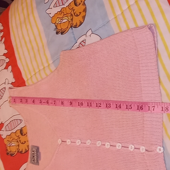 Vintage 80's,Very Sexy,Pretty Pink,Knit,Crop Top with Floral Button Detail💕 - Picture 10 of 12